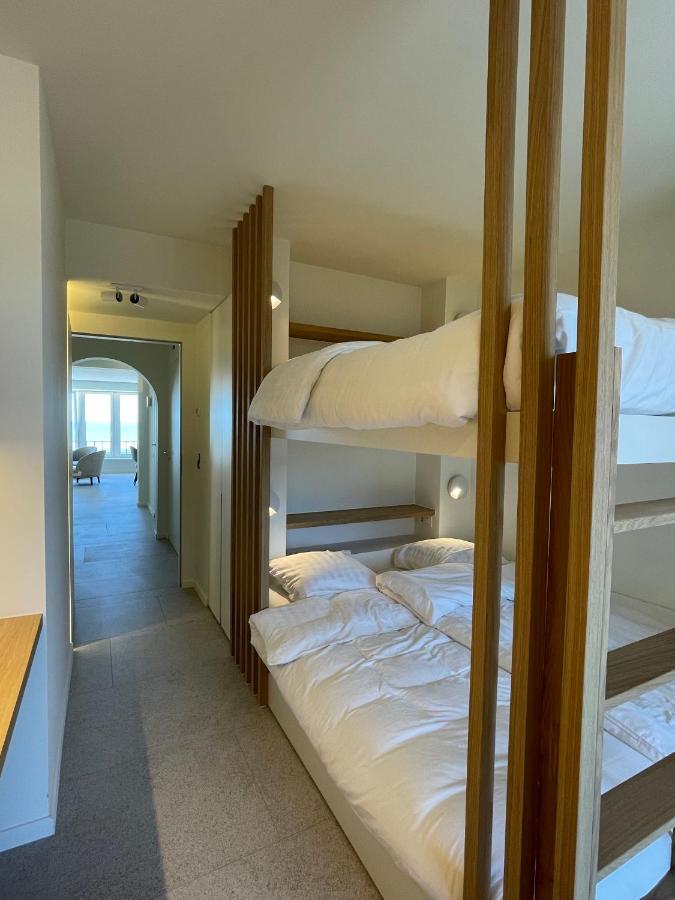 Zeedijk Oostduinkerke frontaal zeezicht - volledig gerenoveerd 2022! Appartement Buitenkant foto